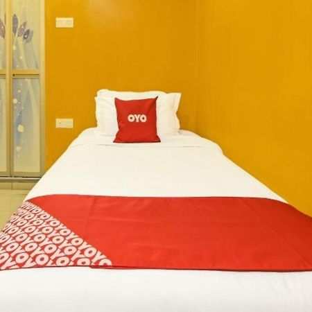 Juru Hotel Букит-Мертаджам Экстерьер фото