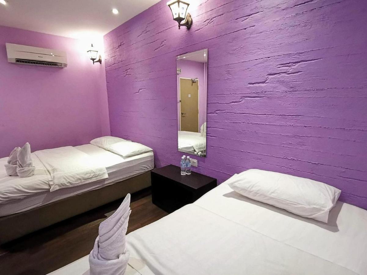 Juru Hotel Букит-Мертаджам Экстерьер фото